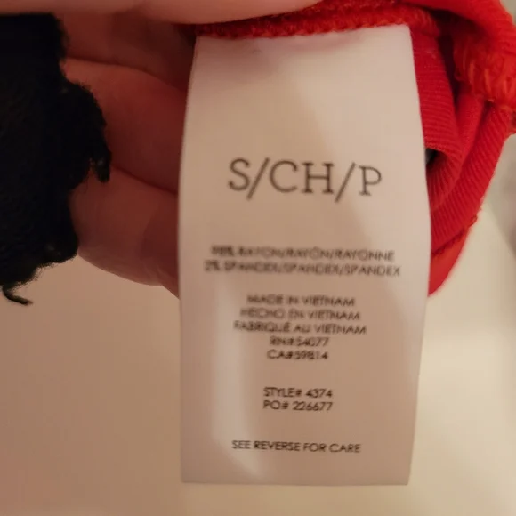 Cabi Red Fits Like A LargeWomen's Top - Picture 3 of 4